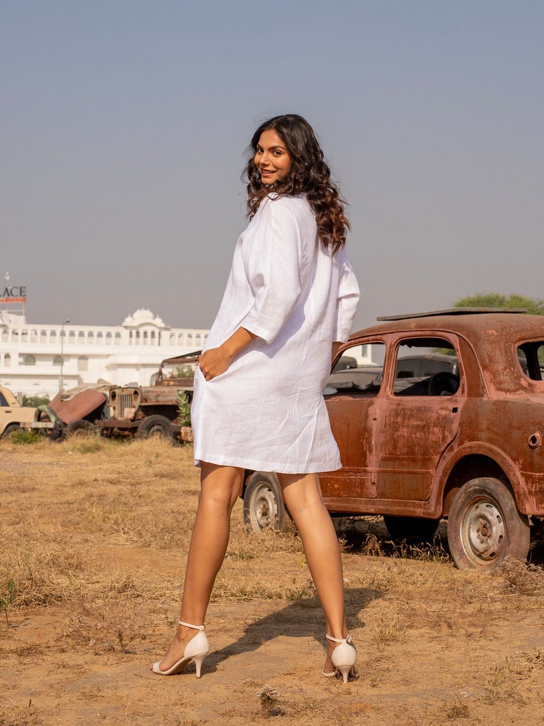 Oversize White Linen Dress with Batwing Sleeve, Round Neck Modest Dress, Loose Fit Linen Tunic with Pockets, Plus Size Clothing image 4