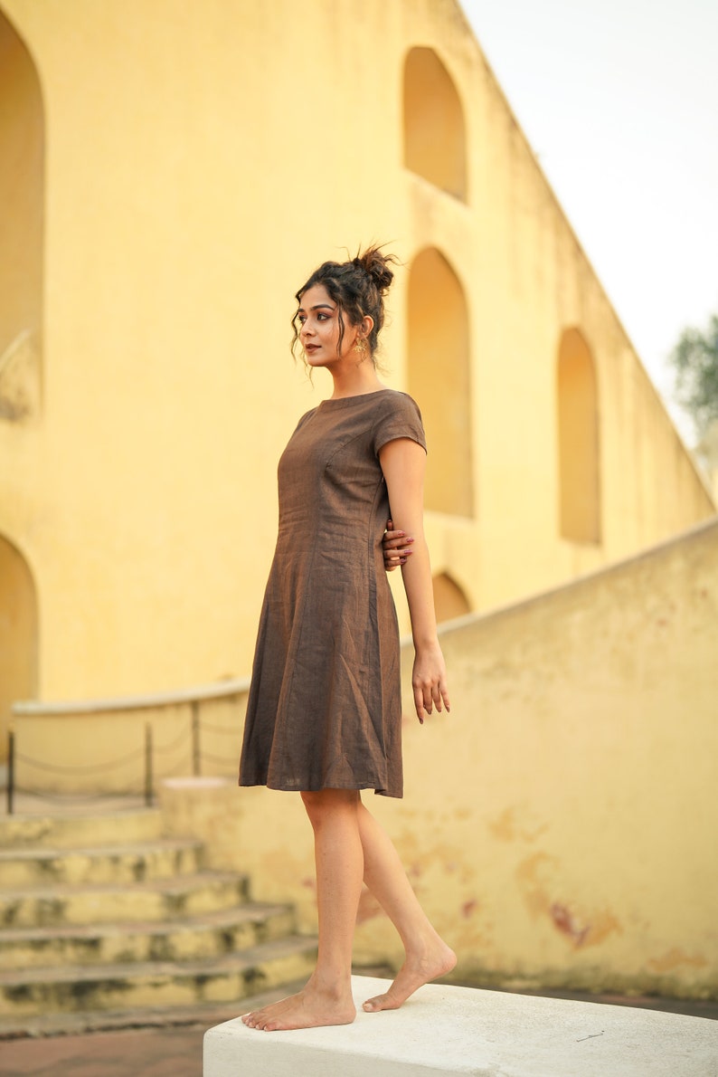 Brown Linen Dress with Cap Sleeves, Boat Neck Linen Tunic with Princess Seams, Midi Length Linen Dress, Plus Size Clothing image 3