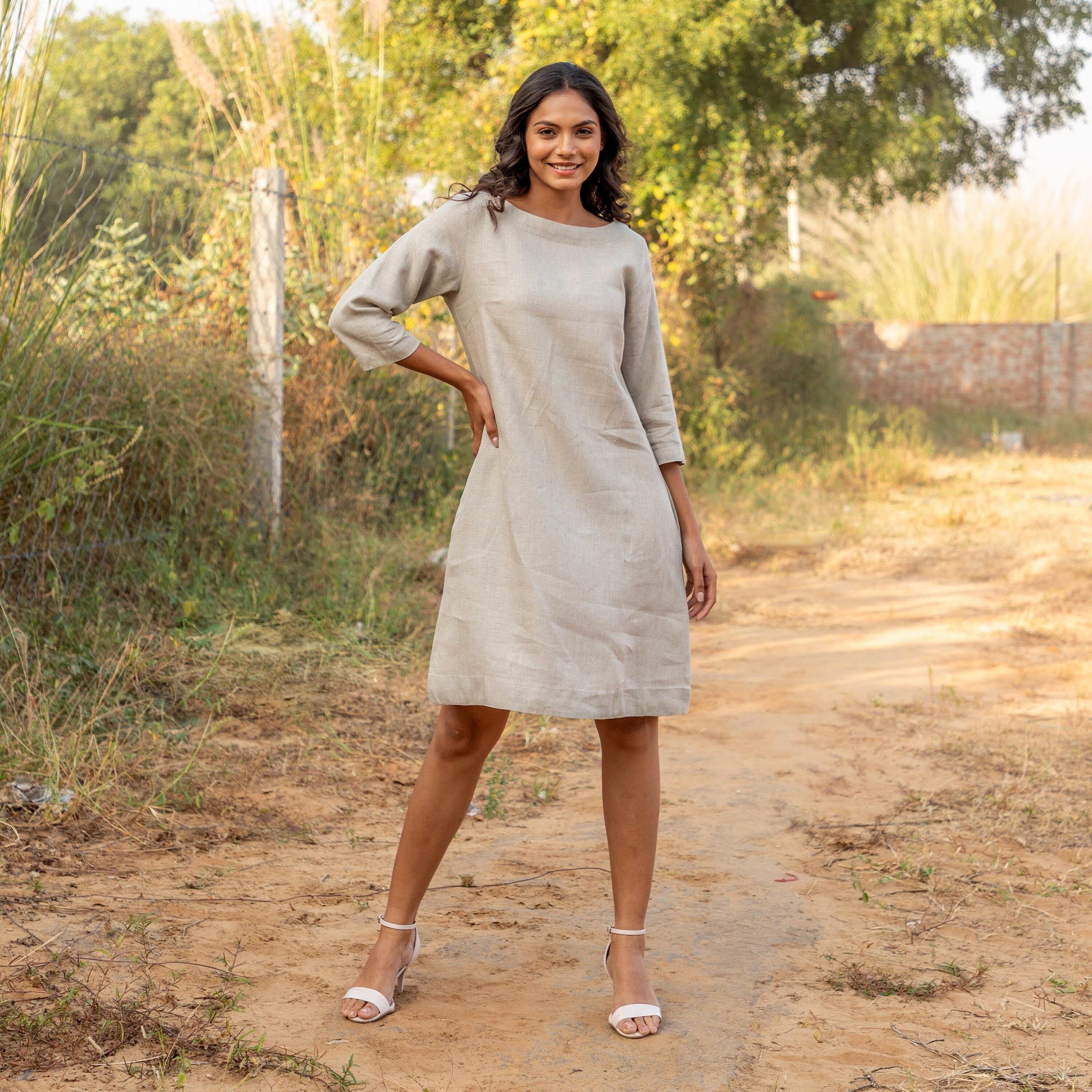 boat neck a line dress Modest Crepe A-line Wedding Camalia Stacees Bridesmaid Dress A-line gathered which can be accentuated Color:Black Linen