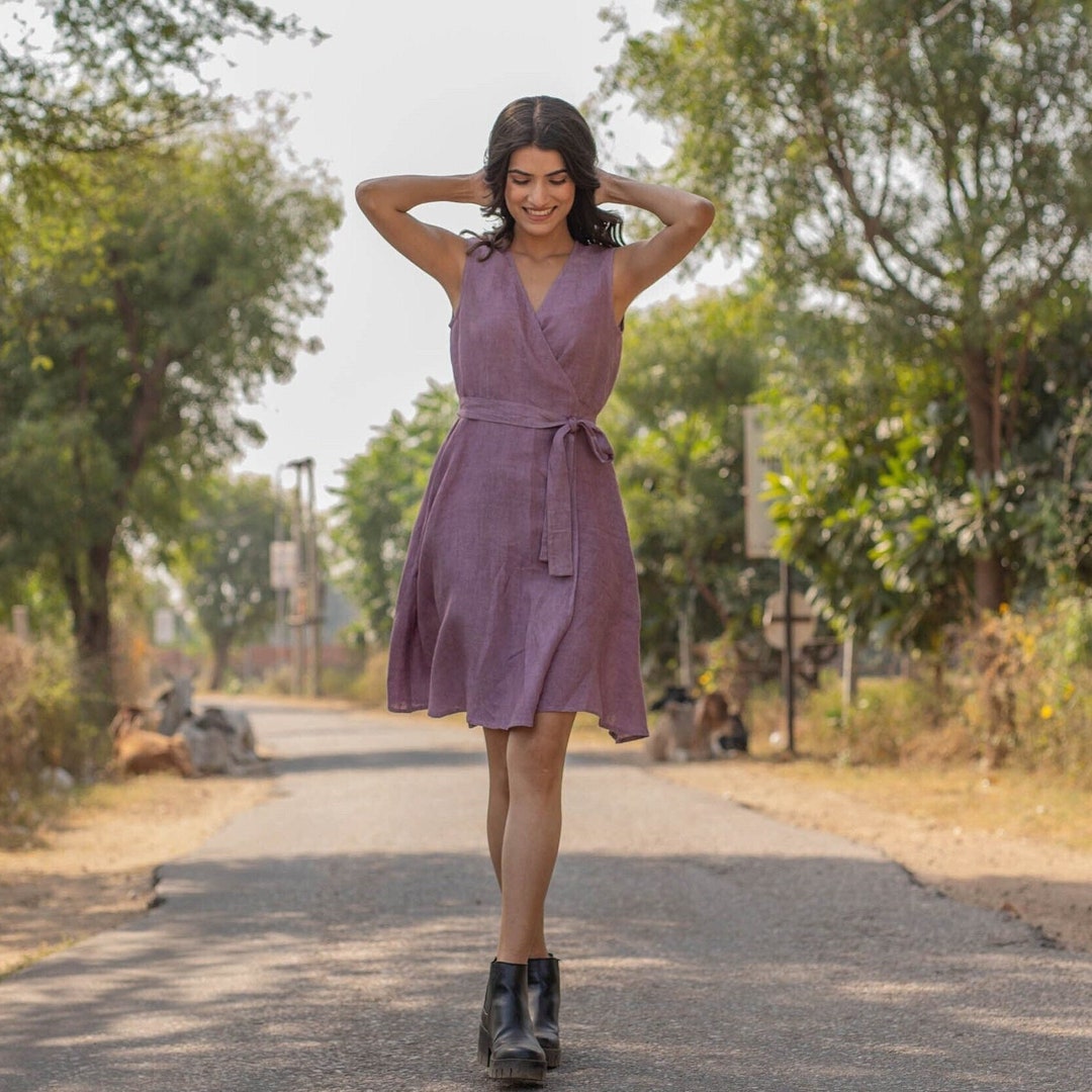 Vestido curto de linho, túnica midi sem mangas com bolsos