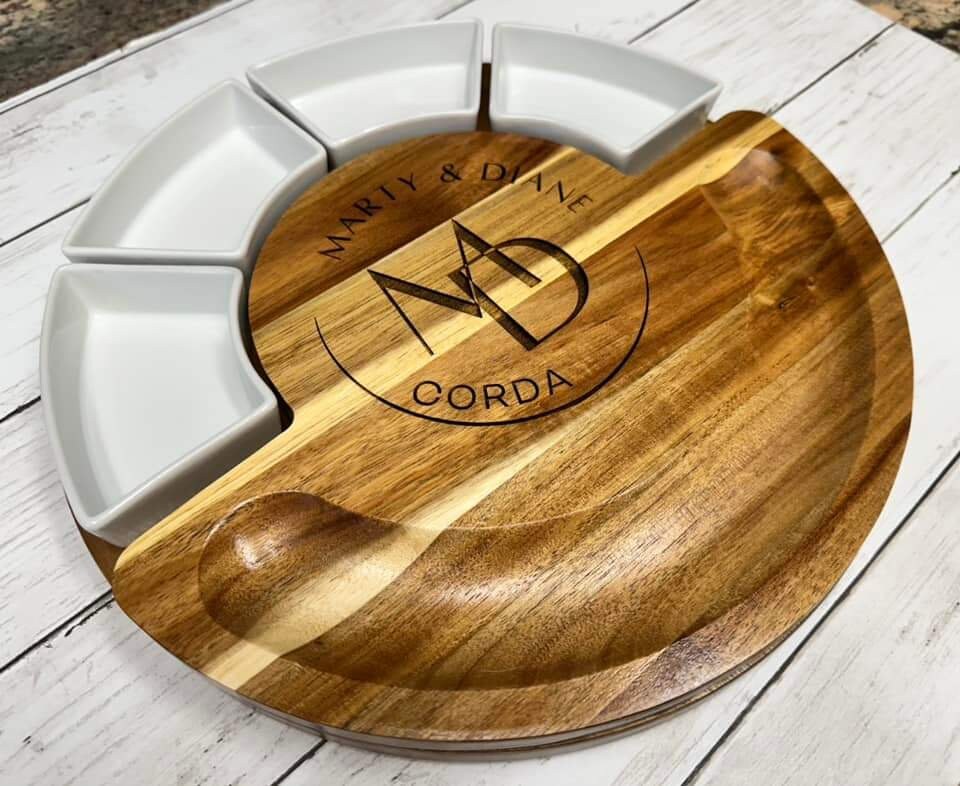 Personalized Acacia Wood Charcuterie Board, Engraved Serving Board - Etsy