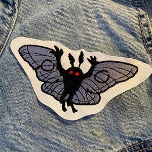 Mothman Embroidered Patch – Cryptid Folklore Iron On / Sew On