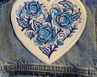 Delftblå ros-hjärta-lapp - Blommig stryk-på-applikation