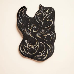Parche bordado del Fénix, ave mítica de fuego.