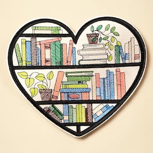 Toppa ricamata a forma di cuore per libreria, per amanti dei libri.