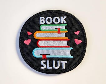 Parche bordado divertido para amantes de los libros, ideal para planchar.