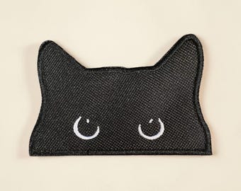 Peeking Cat Embroidered Patch – Curious Kitty Badge for Jackets, Backpacks