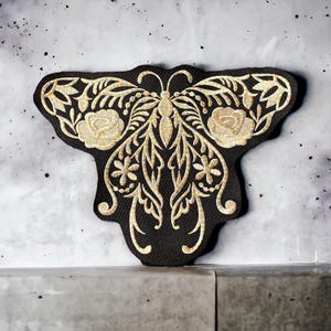 Folk Schmetterling gestickter Aufnäher, Pastell Regenbogen Faden, zum Aufbügeln oder Aufnähen