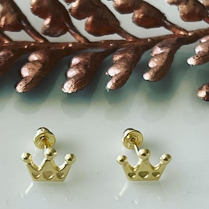 10k gold crown earrings, princess crown earrings, screw back crown studs, birthday girl, tiny dainty studs, princess earrings for girls