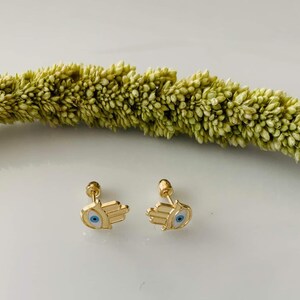 Pendientes de mano hamsa de oro de 10k, tachuelas de mano hamsa, respaldos de tornillo pendiente de mano hamsa, joyería de mano hamsa