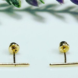 Gold 10k bar stick earrings, line stick gold earrings, stick studs, screw backs stick earrings, geometric stud
