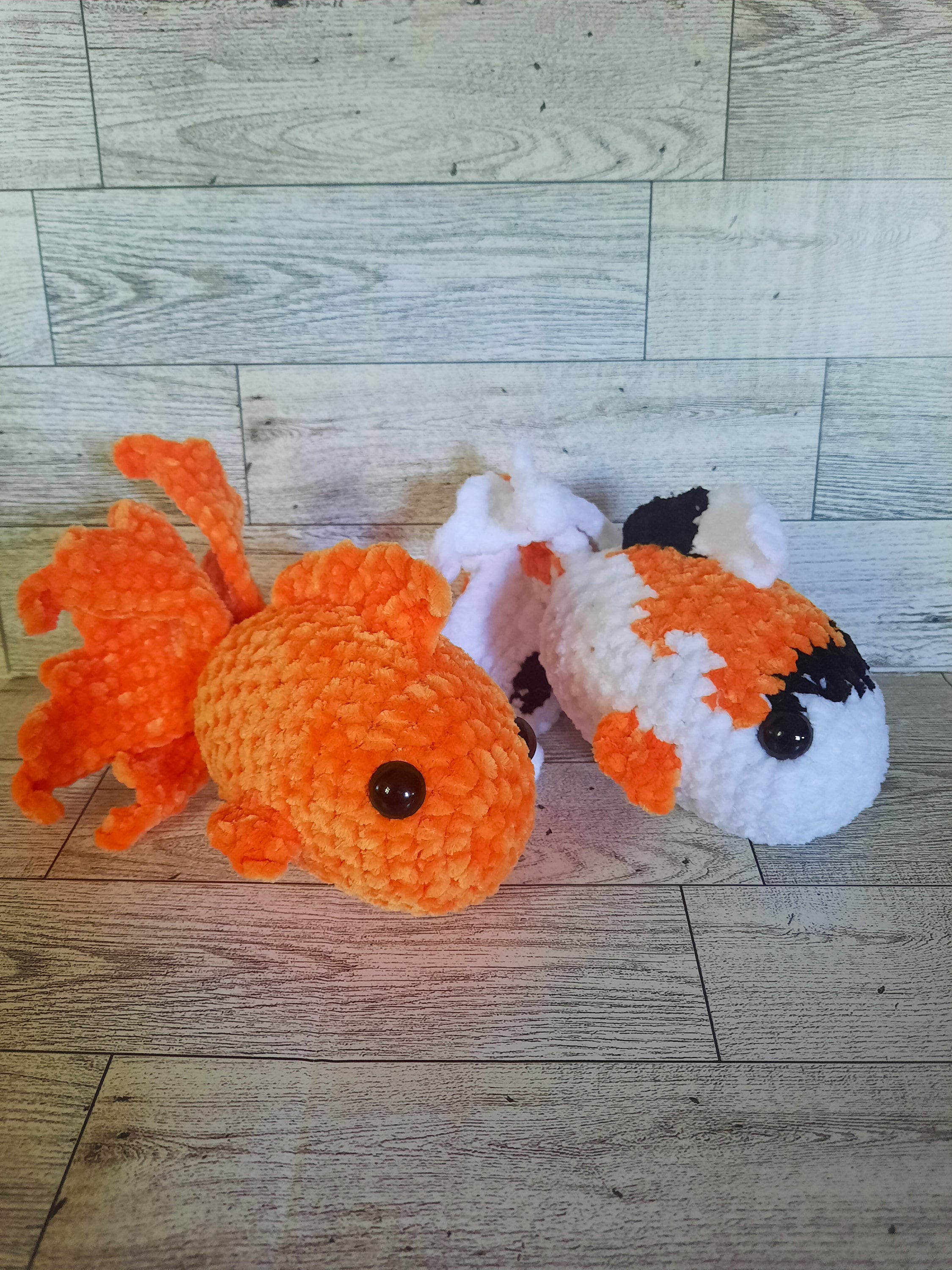 かぎ針編みの金魚のぬいぐるみ - Etsy 日本