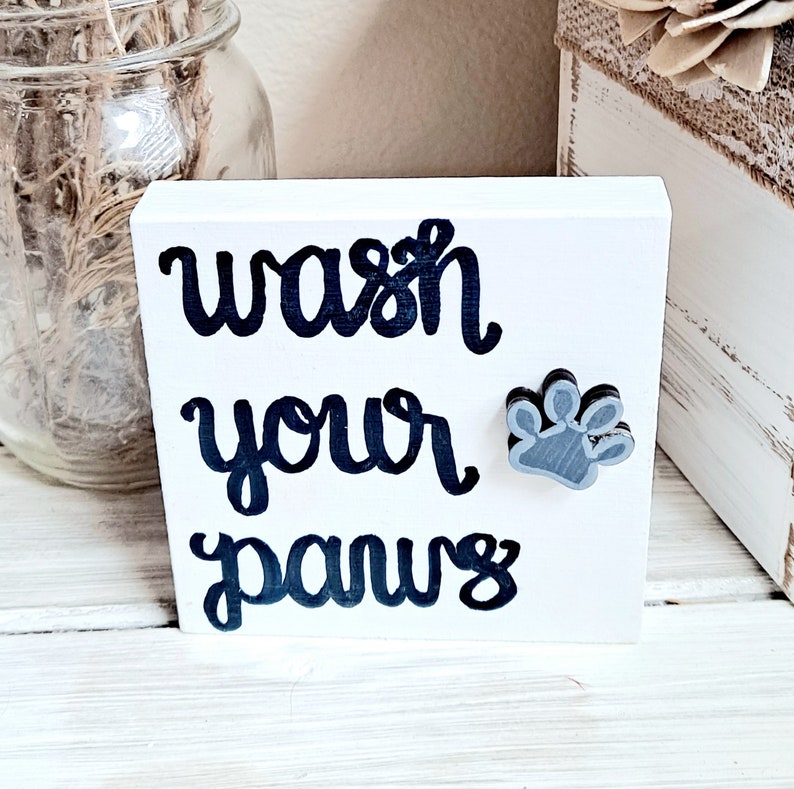 Wash Your Paws Wooden Bathroom Sign: Pet Lover Gift White/Navy 5"