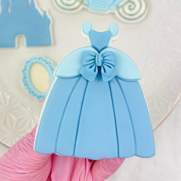 Prinzessinnen Kleid Embosser Fondantstempel mit Keksausstecher