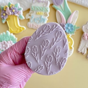 Timbro per biscotti con motivo in filigrana a forma di tulipani, in rilievo