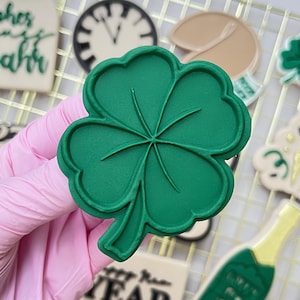 Clover Pop Up Embosser Cookie Stamp with matching Cookie Cutter