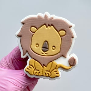 Lion Pop Up Embosser Stamp Cookie Cutter Cookie stamp with cookie cutter image 1