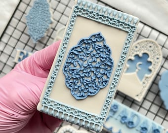 Cortador de galletas y sello en relieve Praying Mat 1