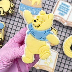 Honey Bear Embosser Fondant Stamp with Cookie Cutter