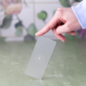 Mini Cake Scraper | Acrylic Scraper Tool for Bento Cakes, Small Cakes & Clean Edges