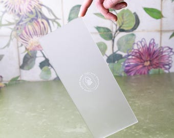Cake Card Scraper Tool - Smooth Edge Acrylic Scraper for Perfect Buttercream Finish