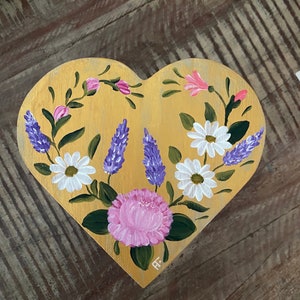 Boîte Artisanale En Papier Mâché Cœur - Peinte à La Main, églantines, Crème, Ethnique