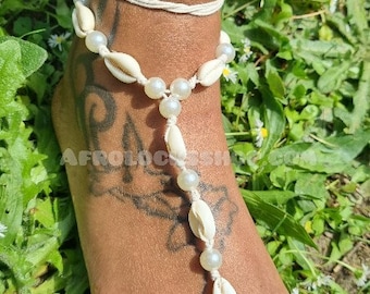 Boho pearl and cowrie anklet – summer beach foot jewelry – international delivery to DOM-TOM included