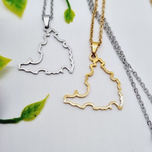 Sint Marteen island pendentif et chaîne collier fin de l'île Saint Martin bijou contour de carte en plaqué or SXM outline map gold plated