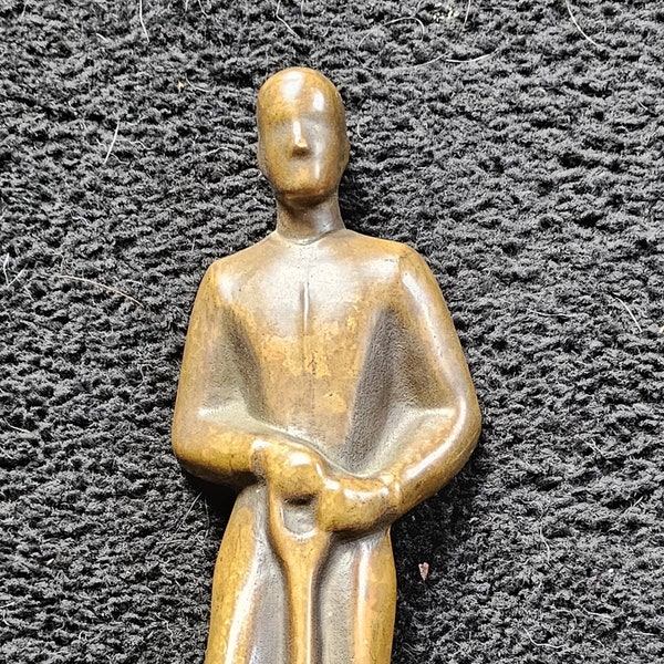 Bronzefigur Figur Arbeiter mit Spaten Skulptur