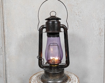 Vintage EMBURY No. 1 Little Air Pilot Oil Kerosene Lantern Lamp