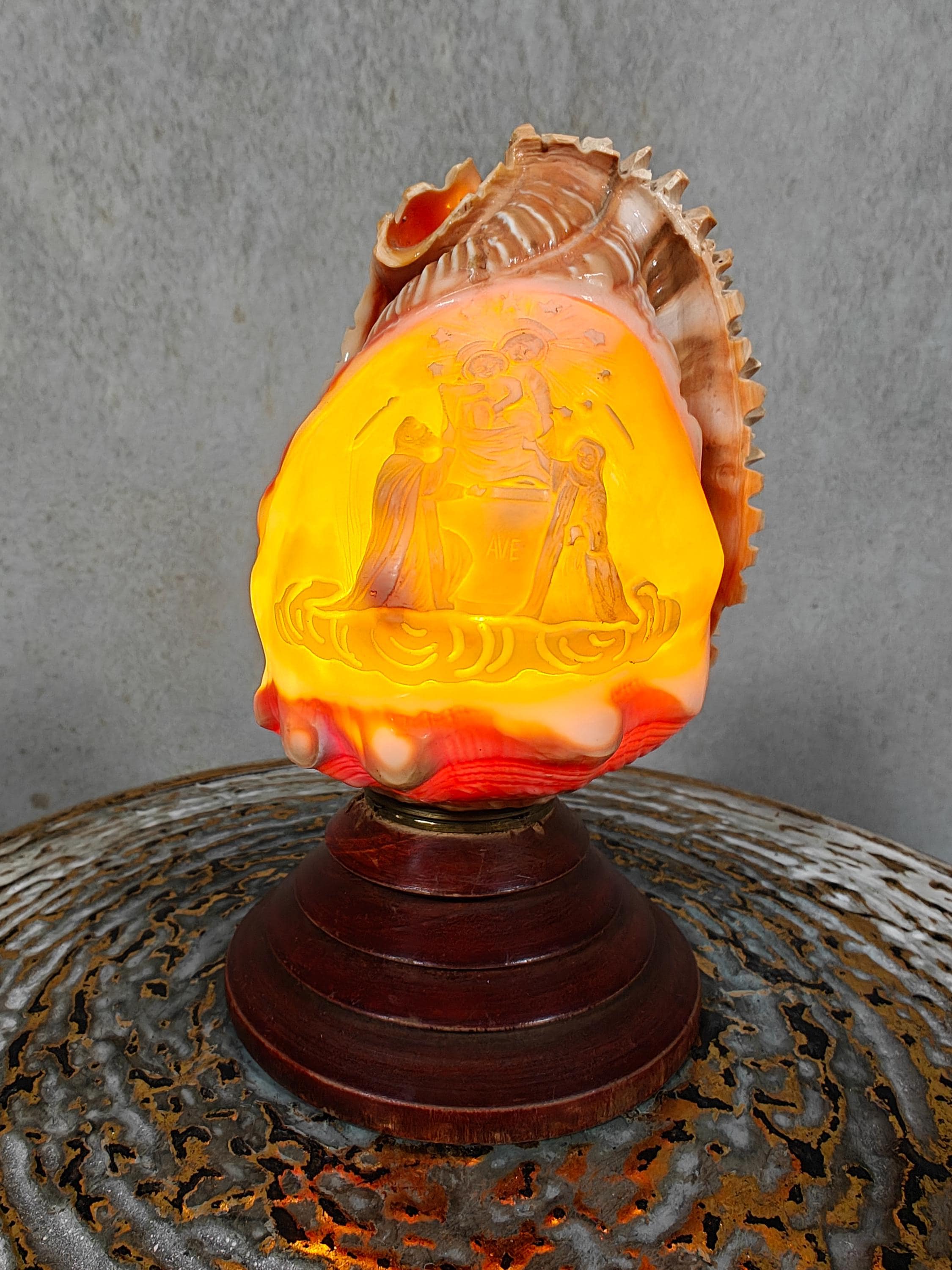 Cameo shell lamp - Etsy 日本