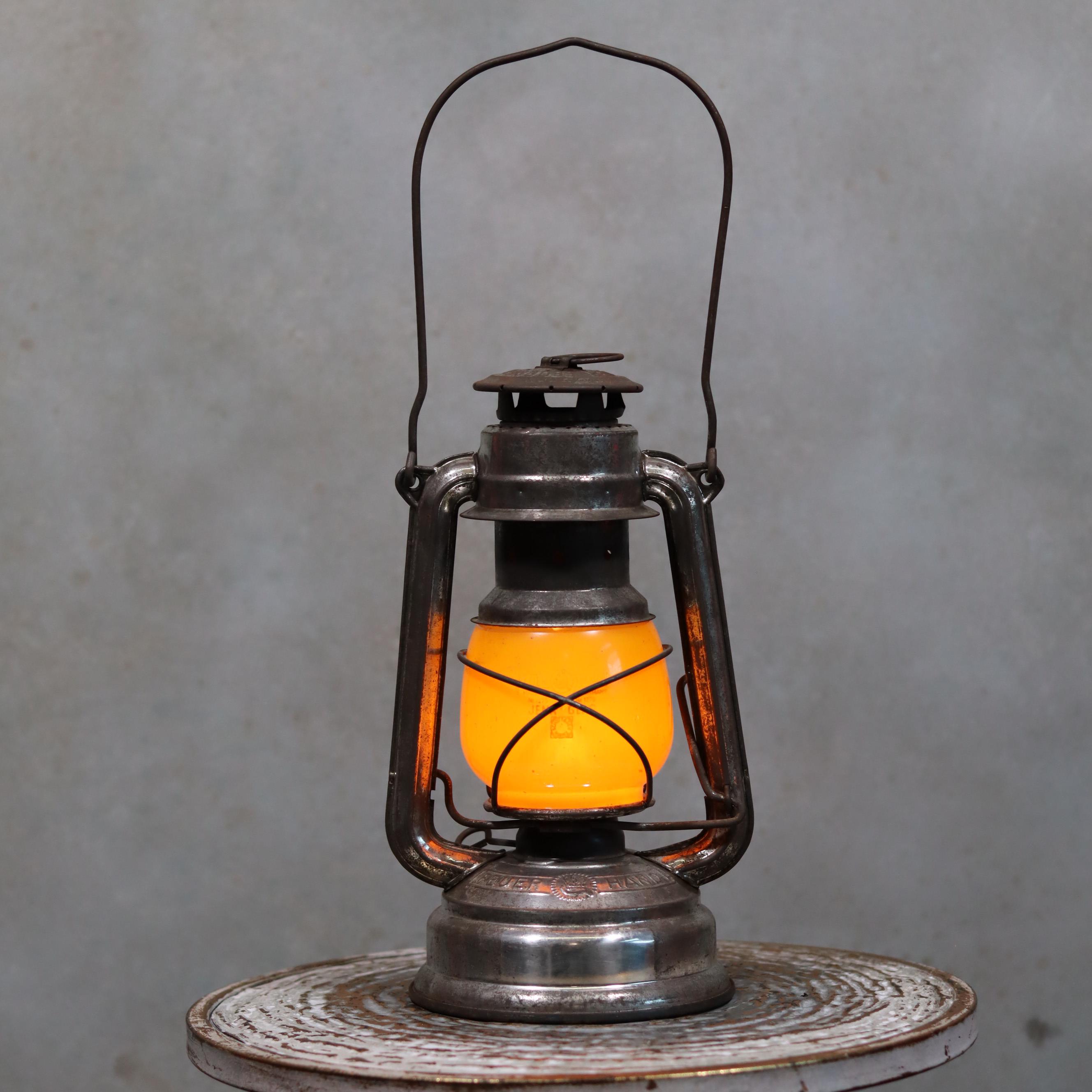 激安！特価品 Vintage Storm Lamp - Etsy ライト・ランタン