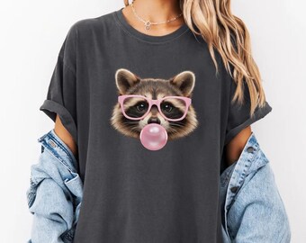 Camiseta de mapache con chicle, camiseta Comfort Colors con animales salvajes, regalo divertido para amantes de los animales, atuendo retro con memes, ropa adorable de mapache.