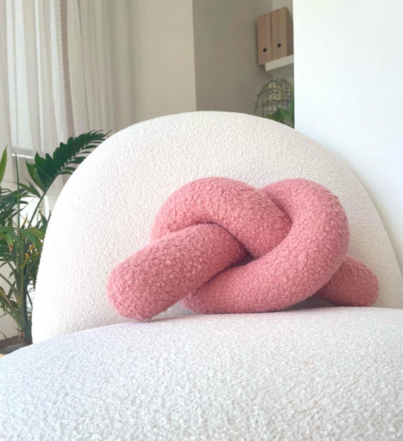Ashy Pink Boucle Knot Pillow – Soft Sculptural Cushion for Modern & Cozy Home Decor