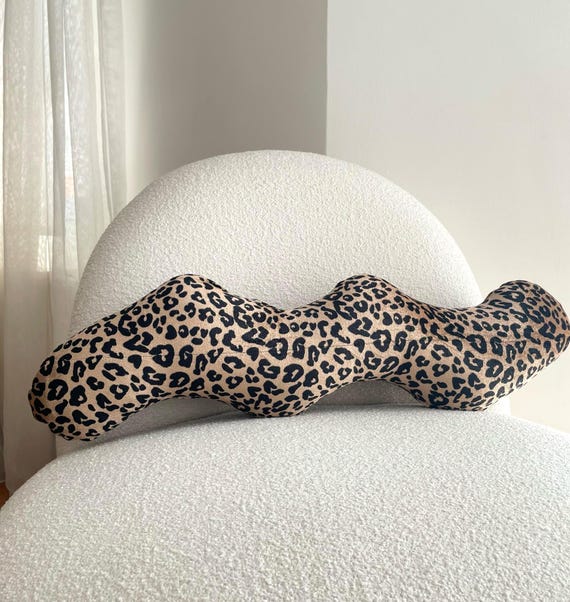Wavy Decorative Throw Pillow – Modern Sculptural Accent Cushion – Unique Wavy Pillow in Soft Neutral Fabric