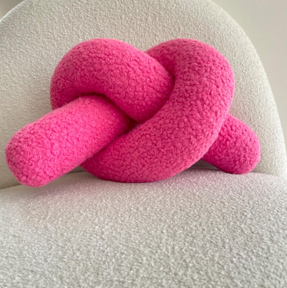 Pink Boucle Knot Pillow, Love Chain pillow, Teddy Knot Cushion, Best Seller cushion, chunky, luxury, Valentine's gift