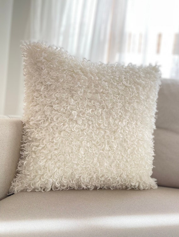 Faux Fur Cushion, Decorative pillow cover, Best seller Home Decor,minimalist pillow, plush, fluffy pillow