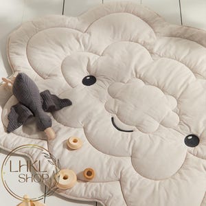 Wolkenform Spielmatte, Leinen Aktivitätsmatte, Gesteppter Spielteppich, Baby-Turnmatte, Leinen Spielmatte, Baby-Textilspielmatte, Aktivitäts-Bauch-Zeit-Matte