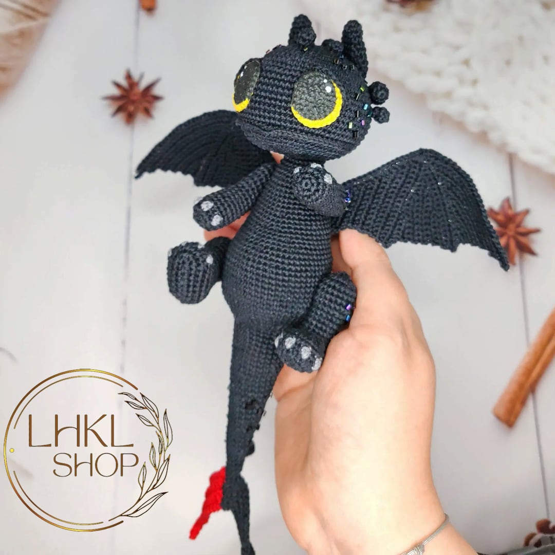 ト*ト様 あみぐるみ　ドラゴン　黒×紫 ト*ト様 あみぐるみ ドラゴン 黒×紫 ト*ト様 あみぐるみ ドラゴン 黒