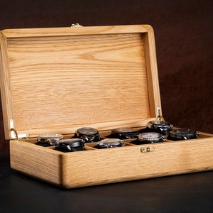 Handgefertigte Uhrenbox aus Kastanienholz: Personalisiertes Herrenuhrenkästchen mit Gravur