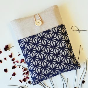 Linen Abstract Book Sleeve with Extra Pocket, Padded Book Protector, Geometric Book Cover, Travel Book Pouch, Book Lover Gift