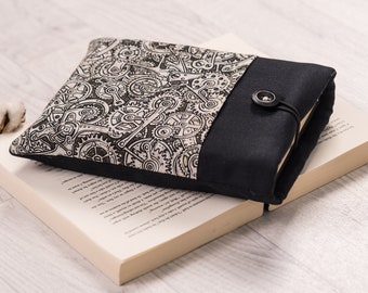 Skeleton Wheels Sleeve With Pocket, Padded book sleeve, Book Sleeve with wood button closure, Book accessories, Bookworm gift, Book pouch.