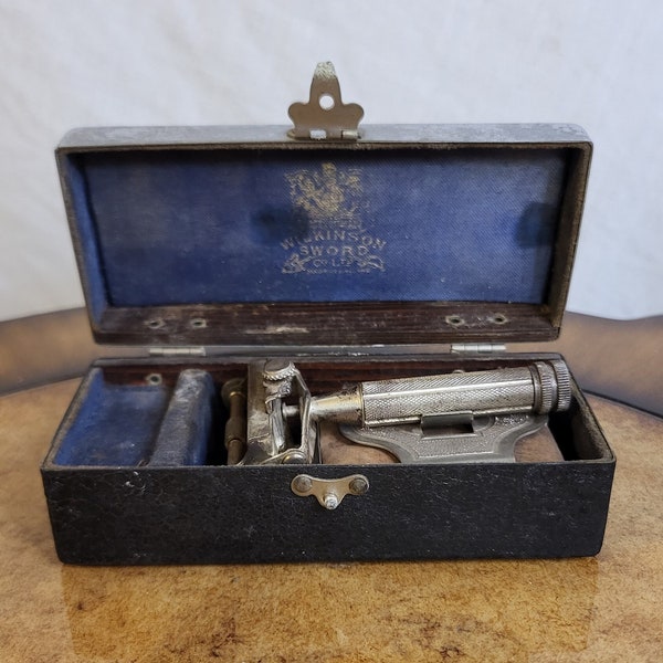 Vintage Wilkinson Sword Razor Modèle Empire Avec boîte, lames de rechange et instructions d'origine