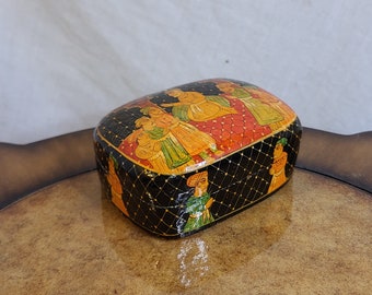 Vintage Hand Painted Chinese Trinket Box