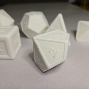 Set of 6 Braille RPG Dice (D4, D6, D8, D10, D12, D20) afbeelding 8