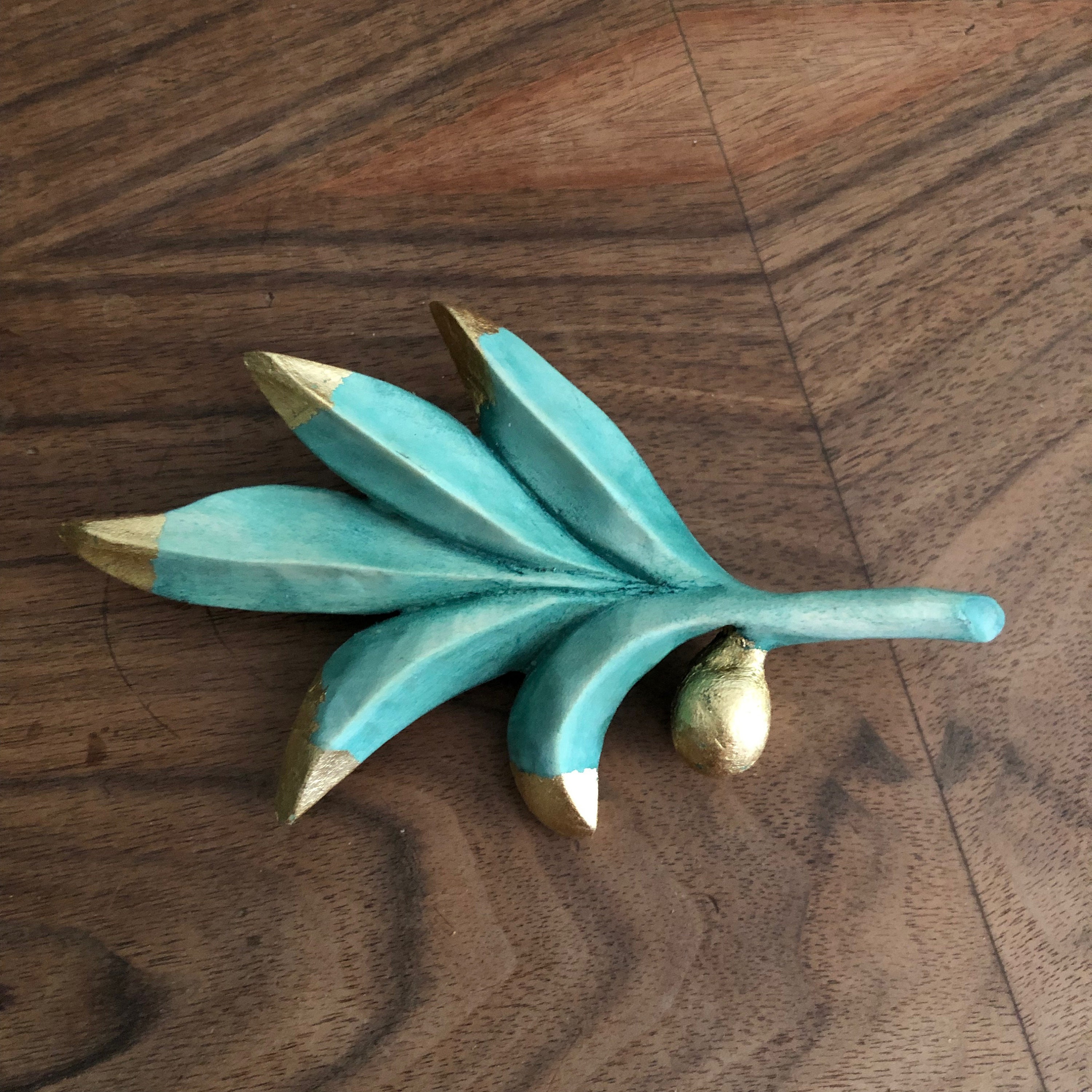 Branche d'olivier Sculptée et Dorée