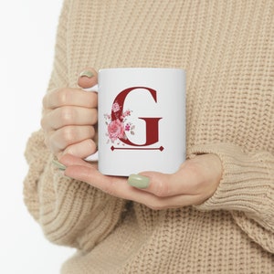 Caneca de café com inicial da letra G, caneca de café com nome, nomes começando com caneca G, melhores presentes para mãe, caneca com nome, presentes para ela, presentes para mãe, melhores presentes
