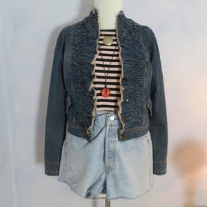 Giacca vintage in denim francese Plein Sud con balze taglia S giacca corta stile militare plissettata y2k