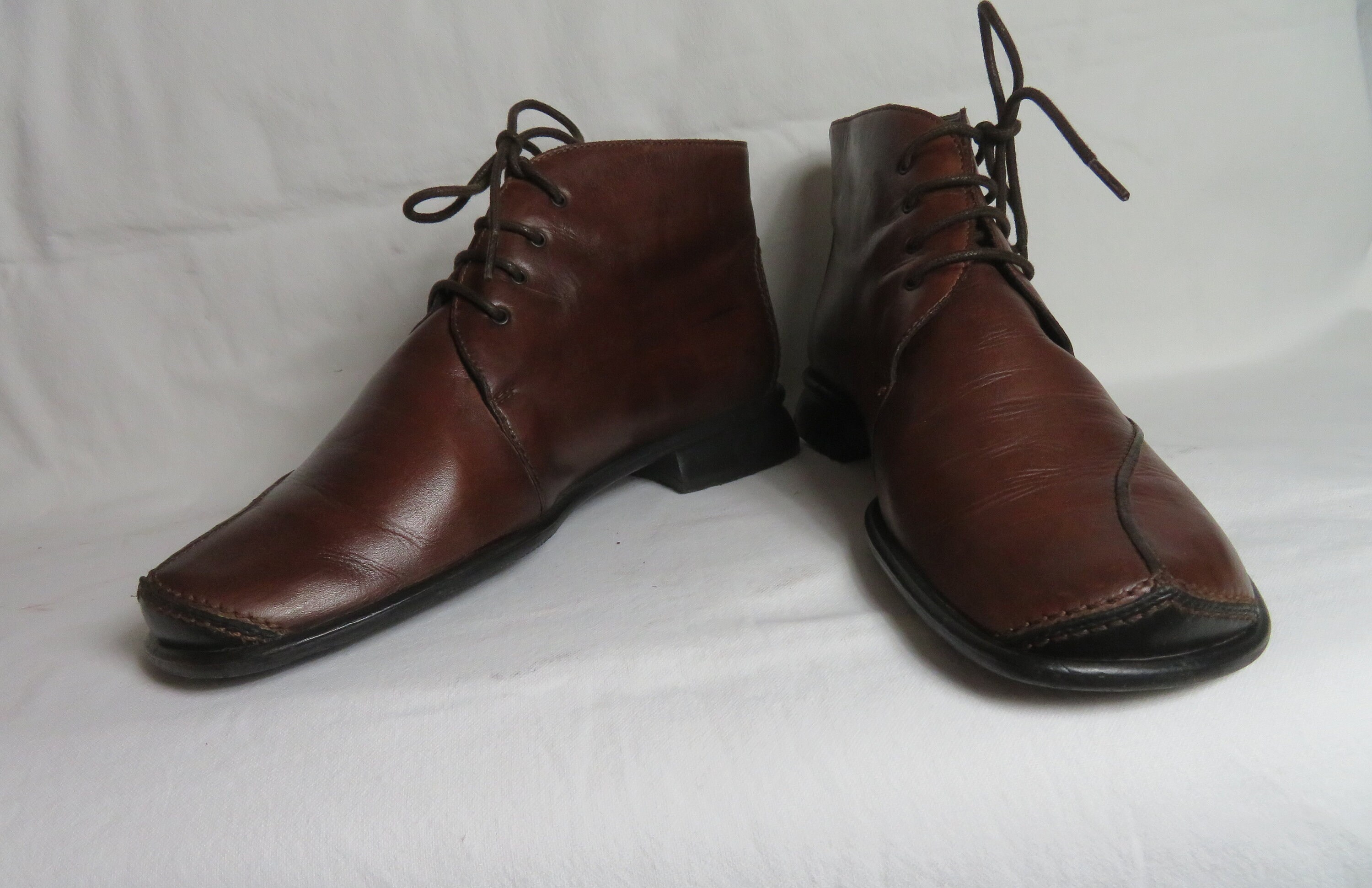 Granny shoes 198s sale