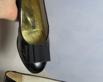 Italian Round Toe Patent Ballerina with Grosgrain Bow Black Gold Flat Pumps Full Leather EU 37.5/UK 5/US 7, Ti Amo Shoes 80s
